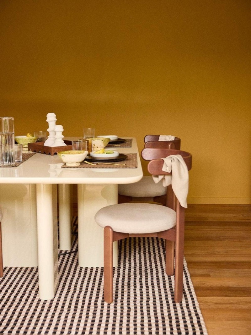 Lacquered rectangular dining table, Joe