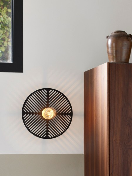 Brass graphic wall lamp, Waterlily | Market Set