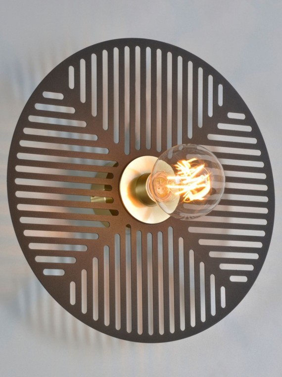 Brass graphic wall lamp, Waterlily | Market Set