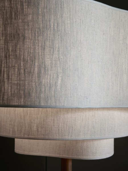 market-set-floor-lamp-in-wood-and-cream-fabric-pebble