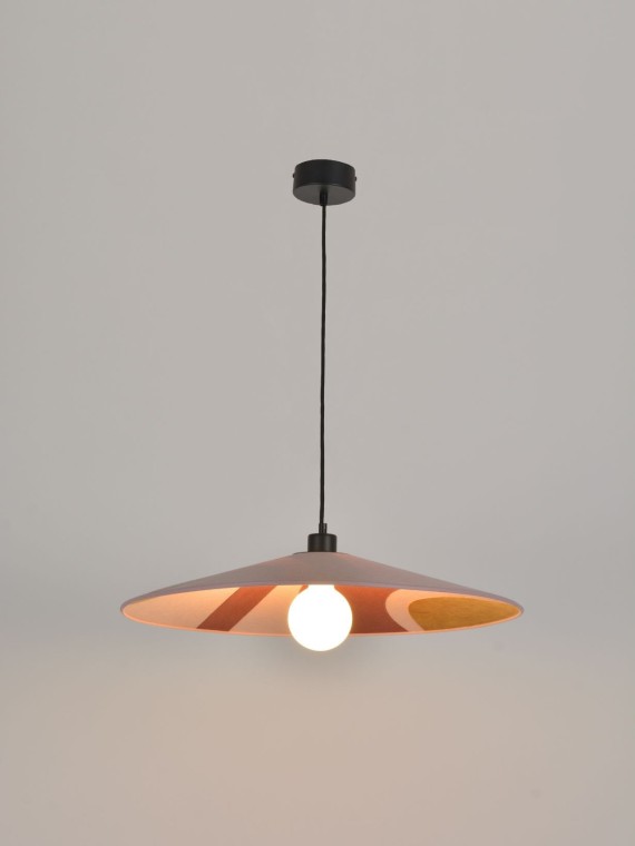 market-set-suspension-seventies-rose-sonia-laudet