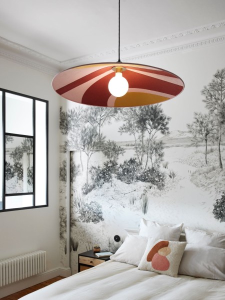 market-set-Nostalgia-hanging-lamp-pink-Sonia-Laudet