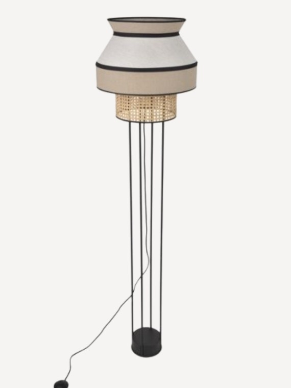 market-set-lampadaire-en-metal-peint-singapour