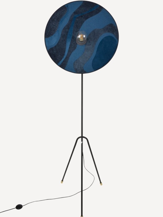 market-set-lampadaire-en-metal-peint-sonia-laudet