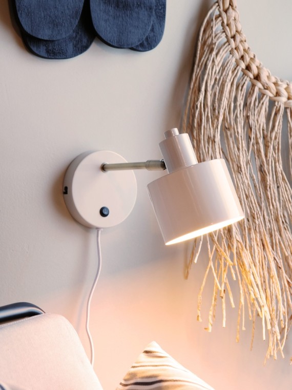 dyberg-larsen-metal-wall-lamp-ocean