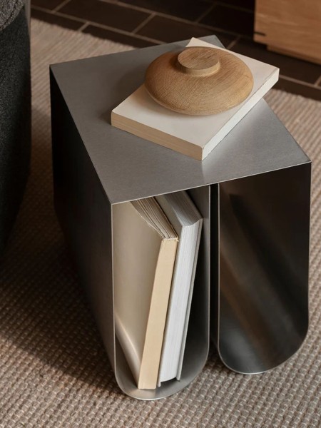 Kristina Dam Curved side table in raw steel Curved