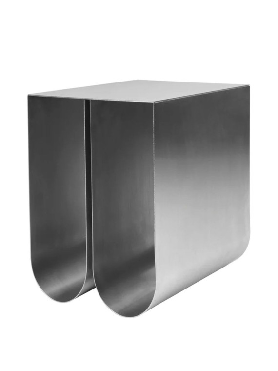 kristina dam Curved side table in raw steel Curved