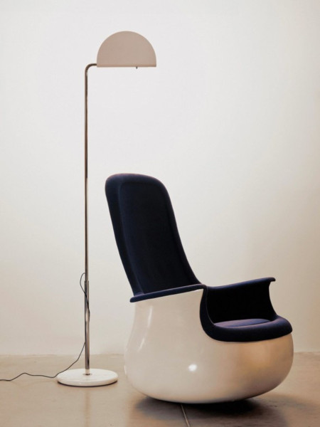 DCW Chrome-plated Mezzaluna floor lamp with marble base