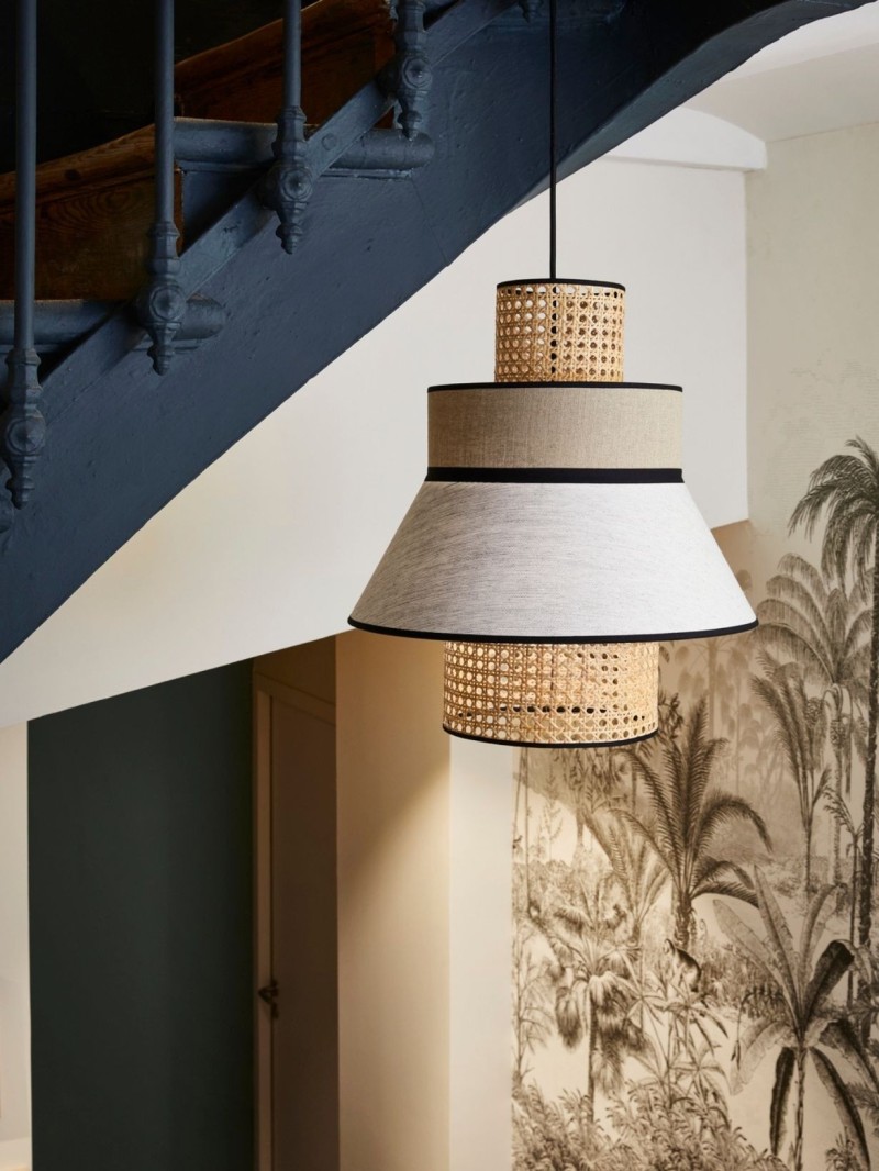 Hanging lamp in washed linen and wickerwork, nude, Singapore M Market set