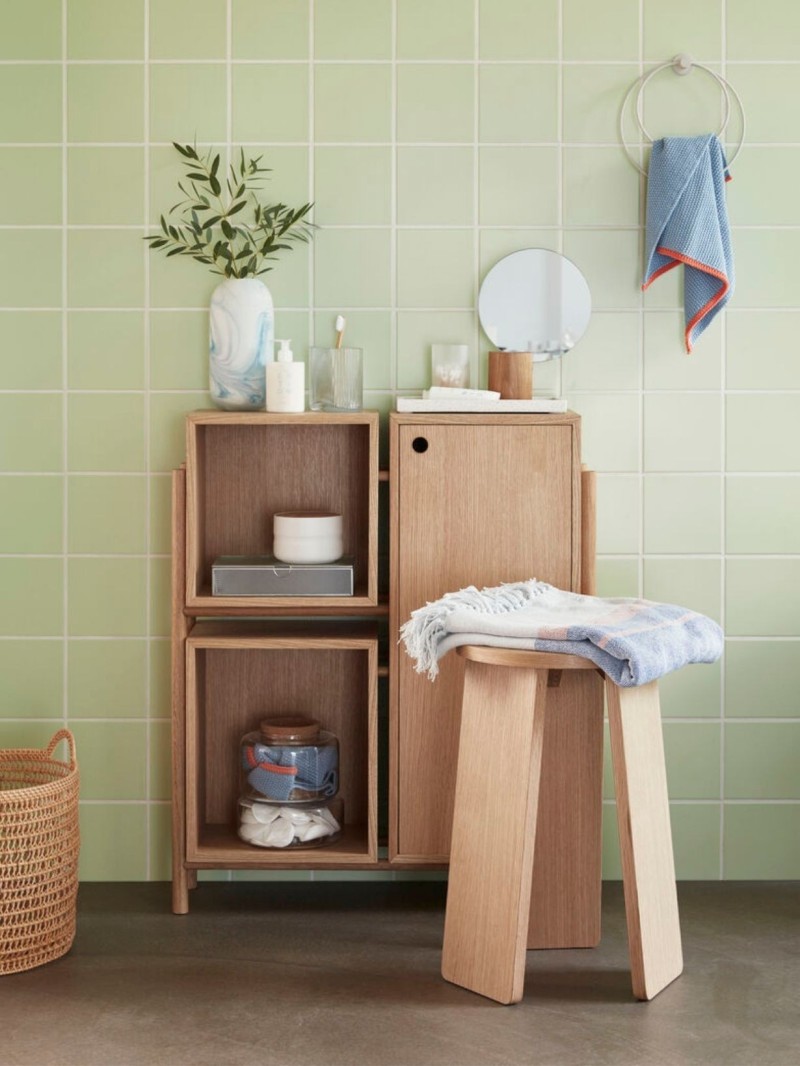 Commode en chêne naturel avec étagères Nilsa Hübsch