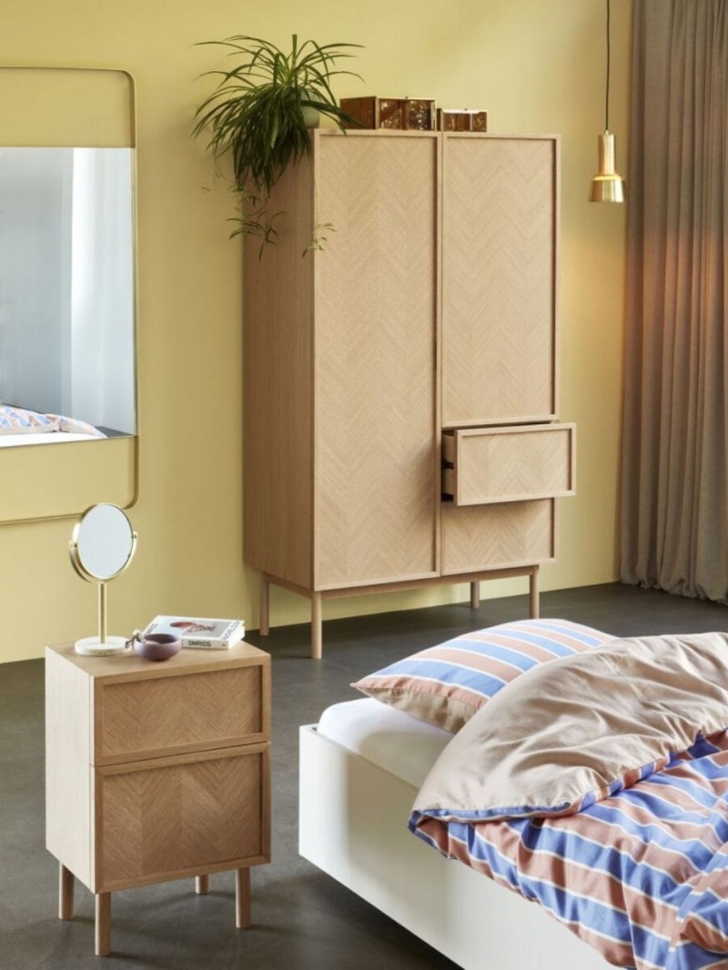 Commode-en-chêne-naturel-FSC-Herringbone-hubsch