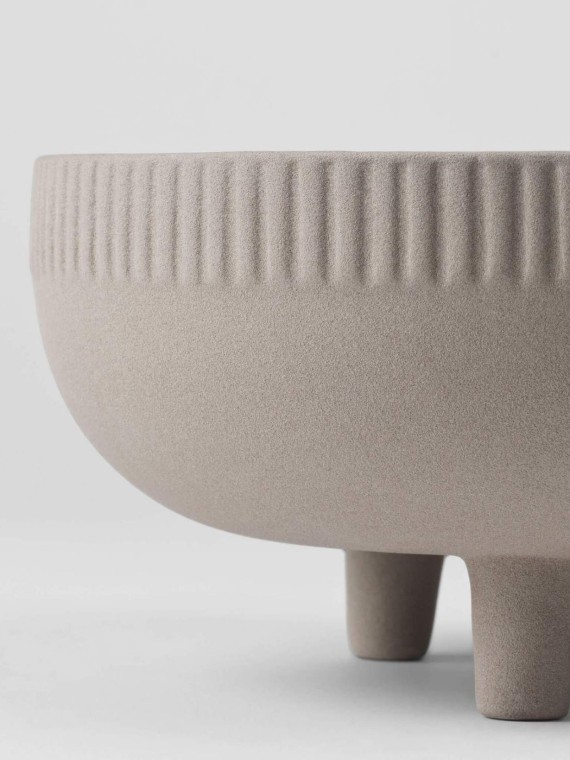 Terracotta-planter-Nils-M-kristinadam