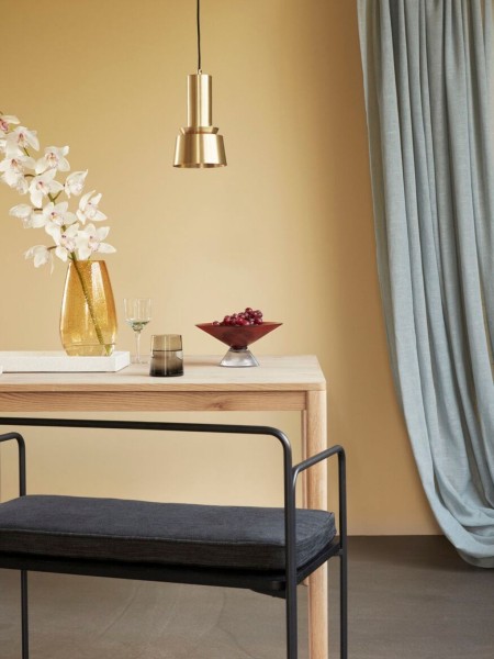 Acorn Natural oak dining table hübsch