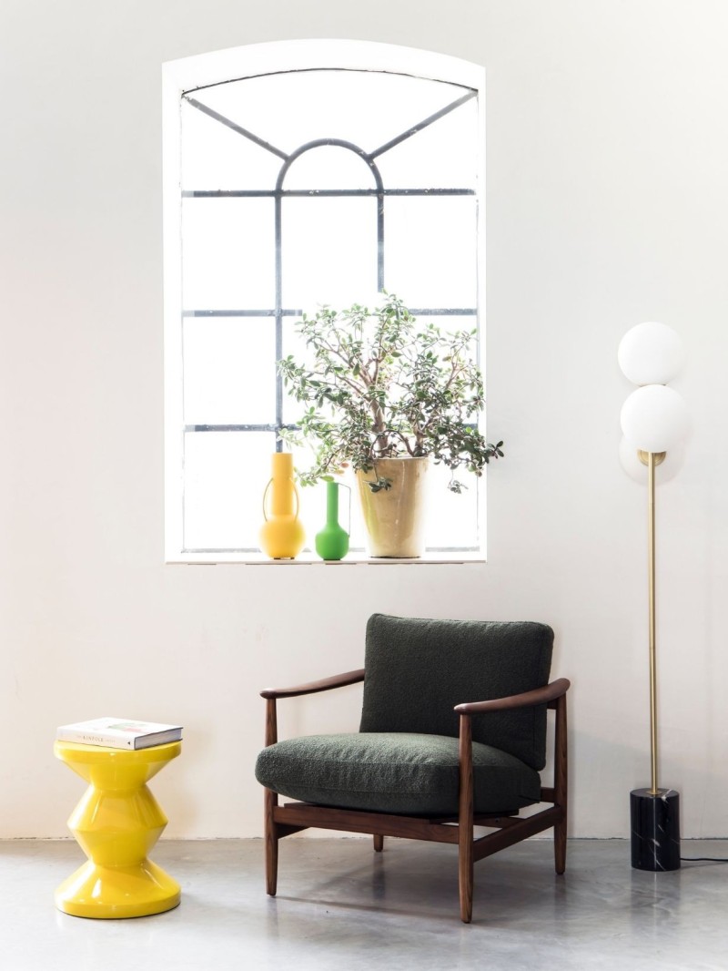 Fauteuil en frêne foncé Todd Pols potten