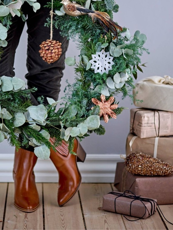 Pine cone Christmas ornament, Phada Bloomingville