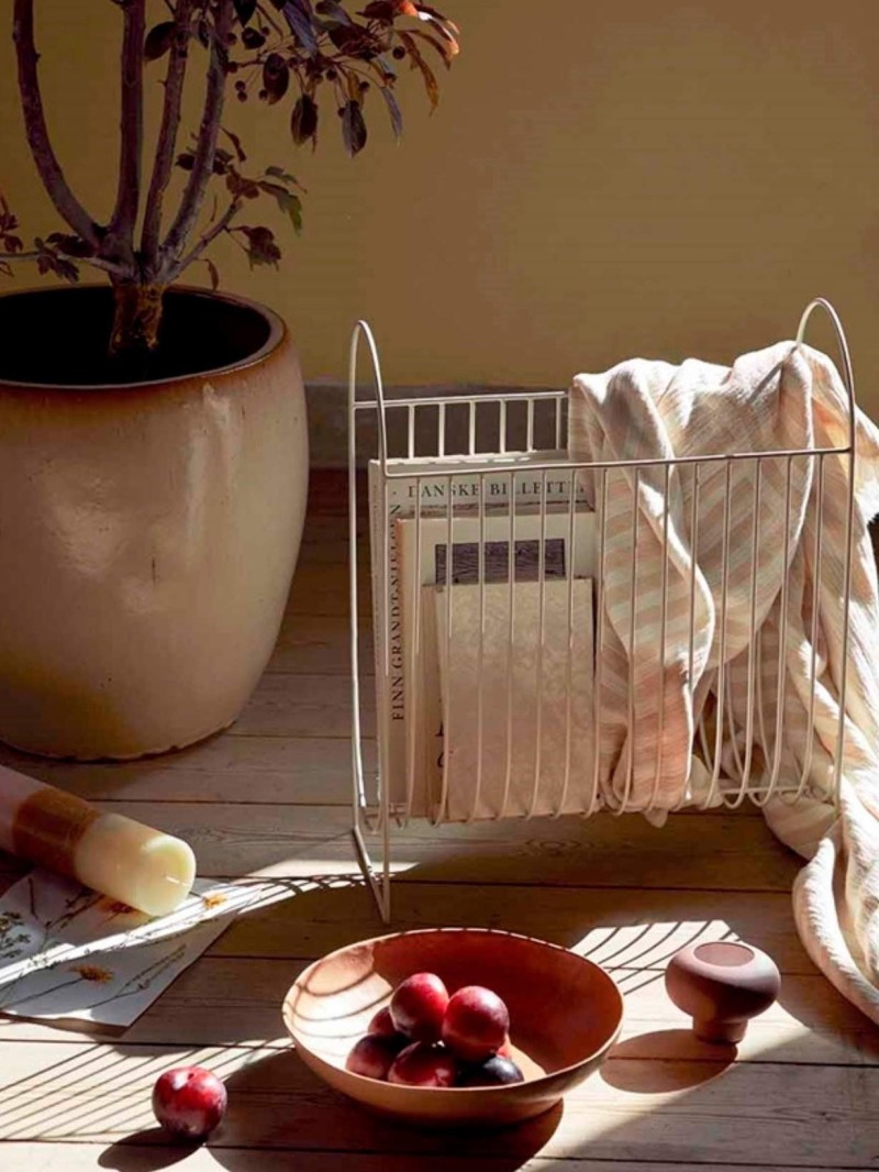 Maggie Iron magazine holder - Broste Copenhagen | MBS Design