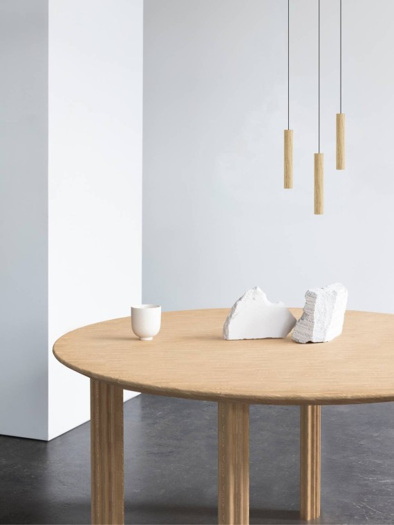 Umage Table Comfort Circle chêne clair