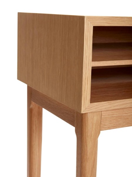 Olav FSC oak console Hübsch