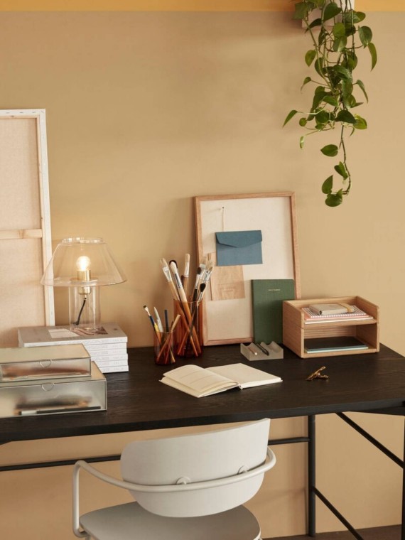 Bureau Norm en frêne, Hübsch