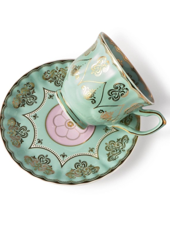 Set of 4 tea cups with saucer, Grandpa Pols potten