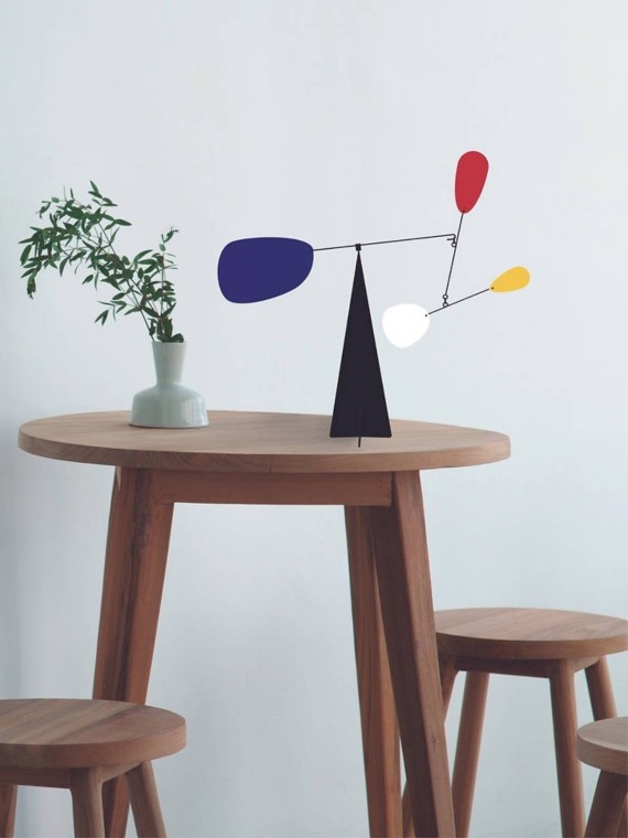 Paris 35 standing mobile in aluminium, Volta