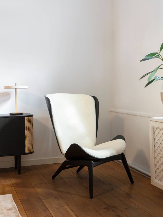 White fabric oak armchair, The Reader Umage