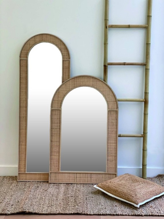 Miroir Lulu en rotin tissé naturel, Opjet