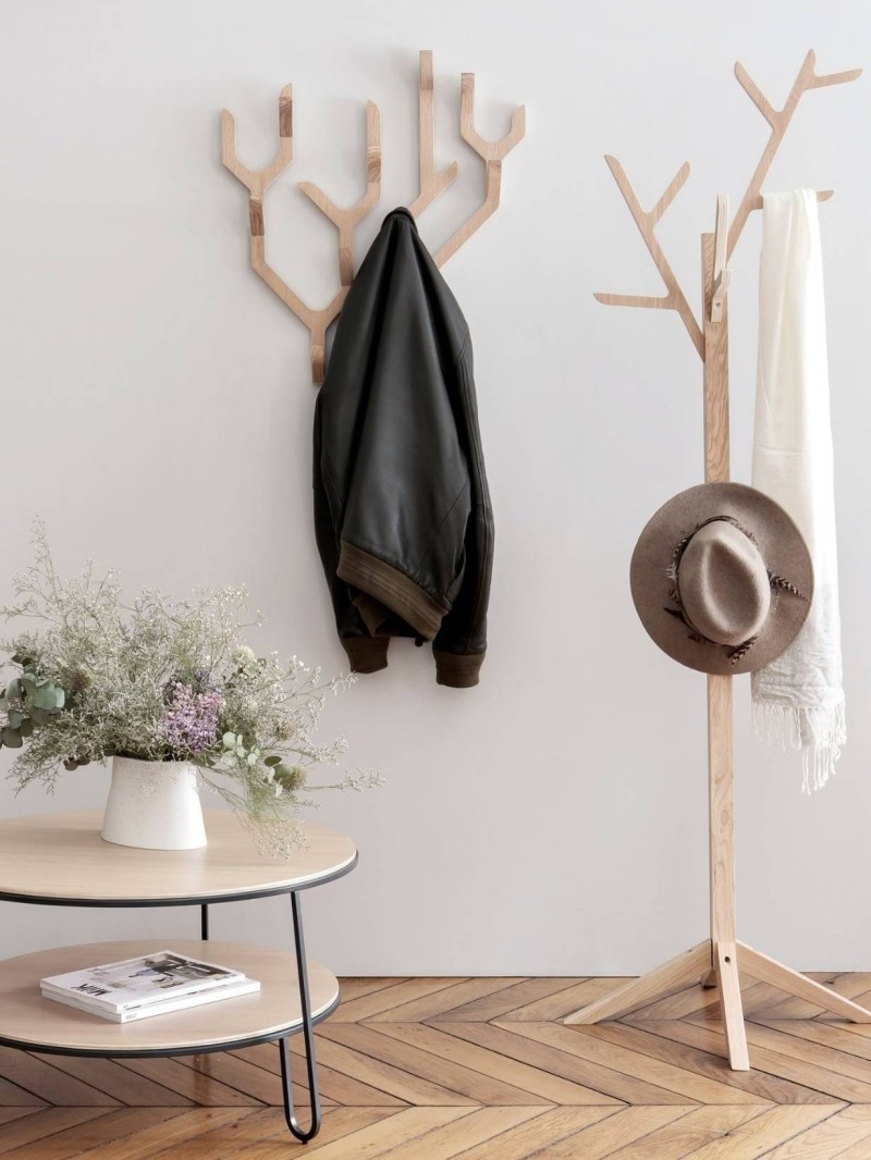 Coat rack Ambroise on foot in natural oak, Hartô | MBS Design