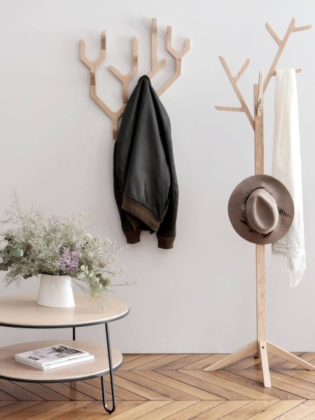 Coat rack Ambroise on foot in natural oak, Hartô | MBS Design
