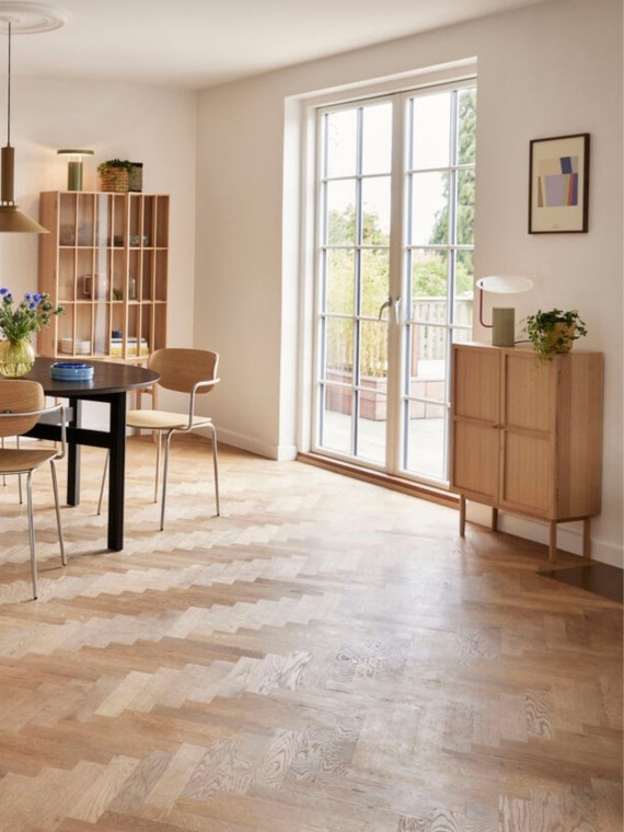 2 door Candour oak cabinet, Hübsch |MBS Design