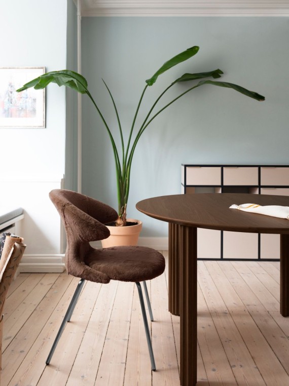 UMAGE table à manger Comfort Circle chêne foncé