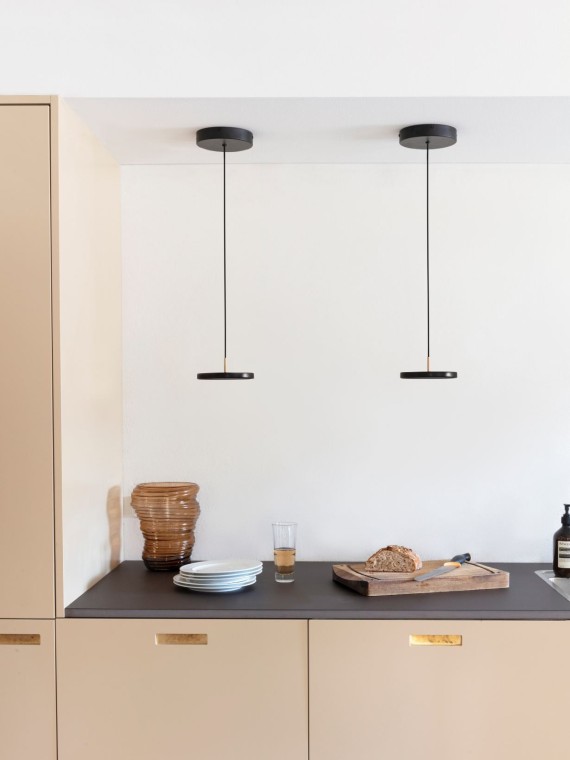 Suspension Asteria Micro en acier,  coloris noir, Umage