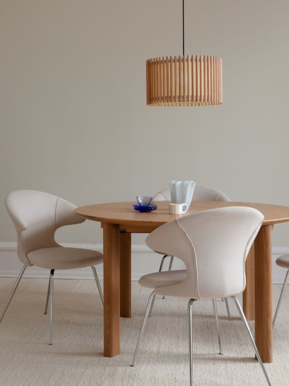 umage-komorebi-oakwood-lampshade-circle-light-context