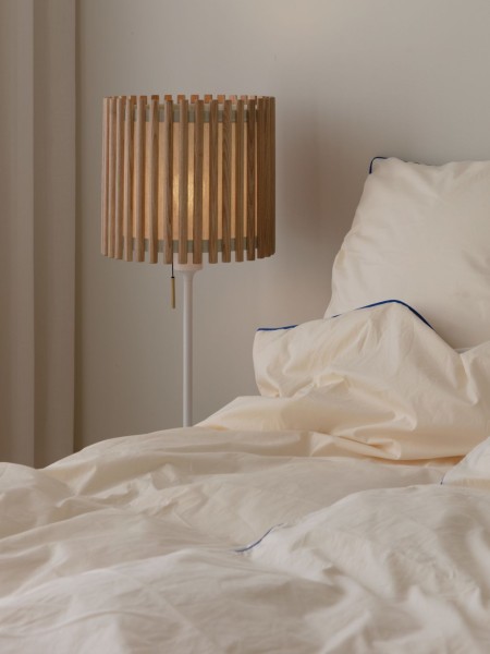 umage-komorebi-oakwood-lampshade-circle-light-context