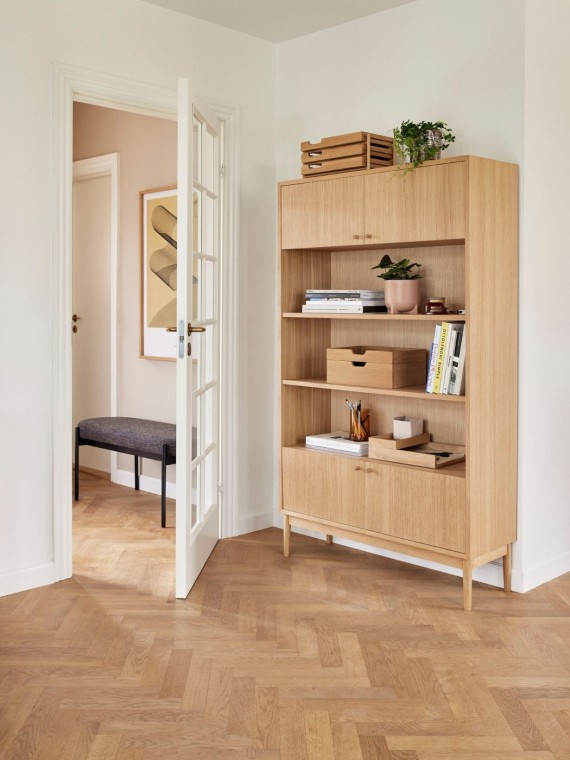 Hübsch, Oak wood shelf, Prime