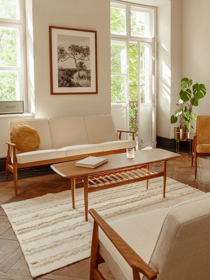 366 concept 3-seater sofa in solid ash Fox in cream coco fabric