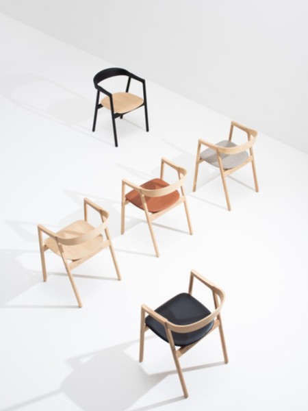 Chaise Muna assise cuir