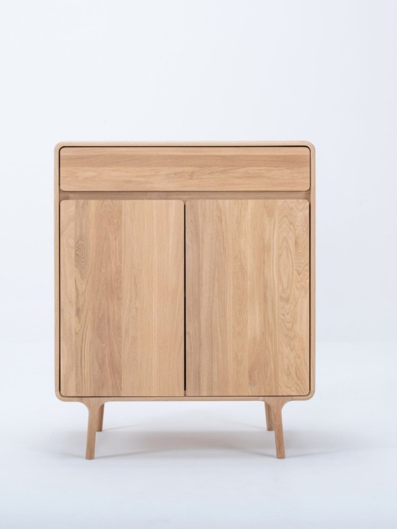 Solid oak cabinet, Faon