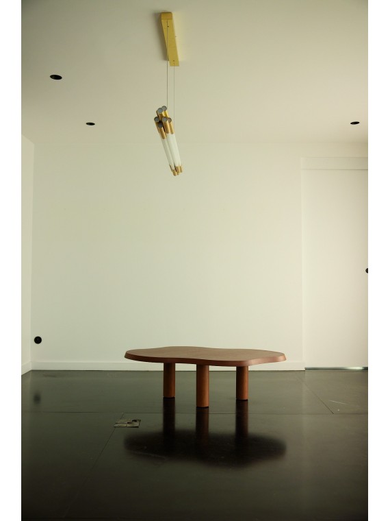 Table basse en Iroko jeanne, GABRIELLE-Paris | MBS Design