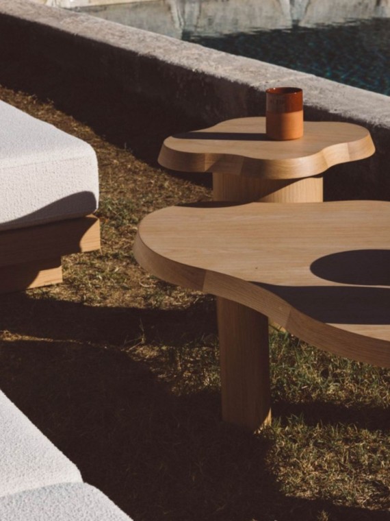 Varnished wood coffee table, Jeanne