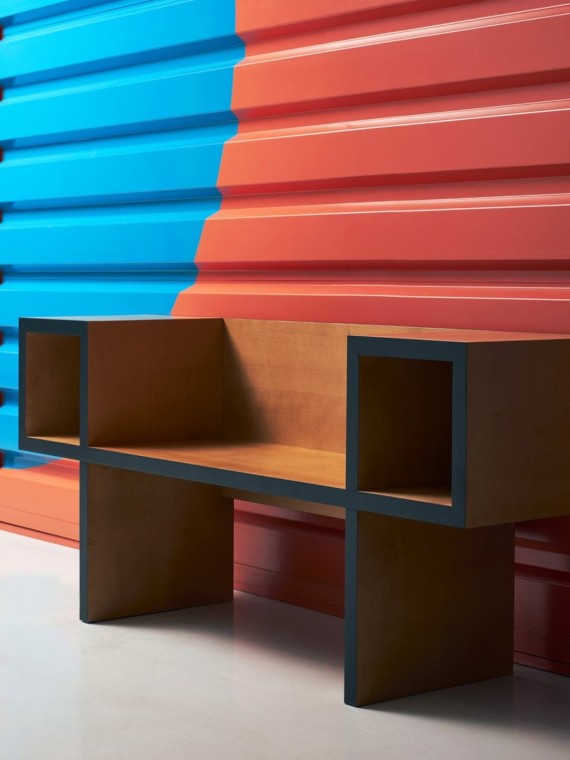 Banc en bois, Canton polotronova