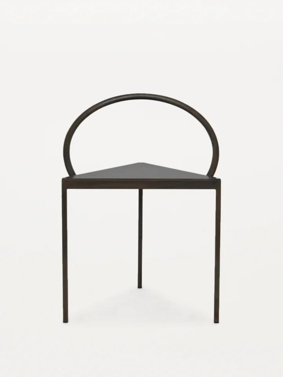 Chaise en acier, Triangolo frama