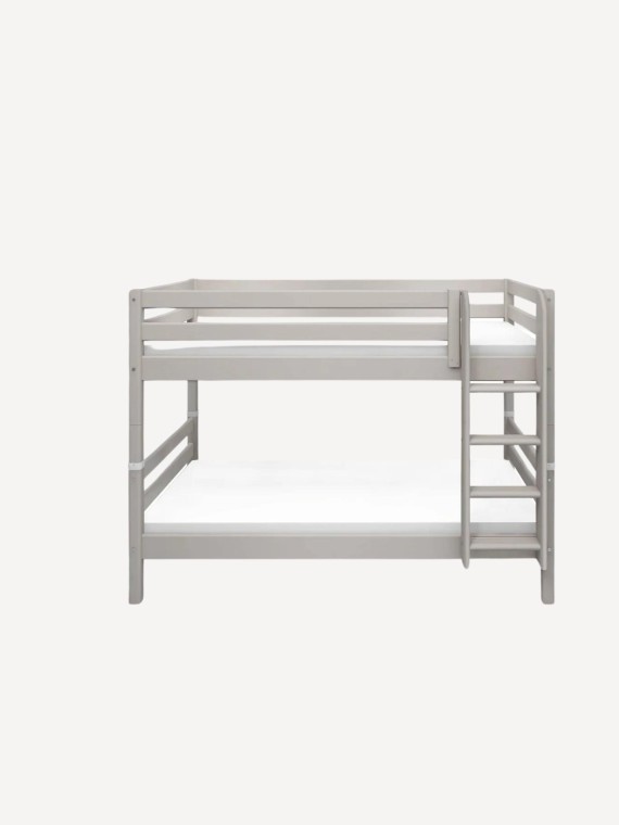 Lits suprposés avec échelle droite, Classic FLEXA | MBS Design