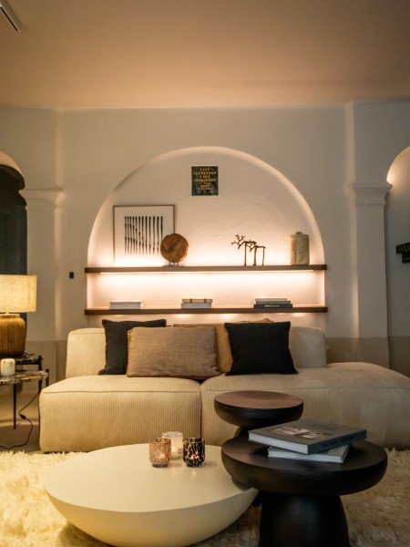 Pomax-Pretoria-lime-plaster-Coffee-Table