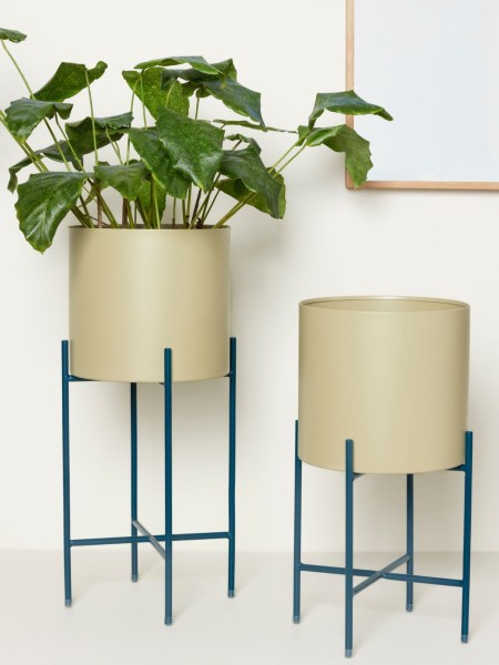 Hubsch-Khaki planter set of 2