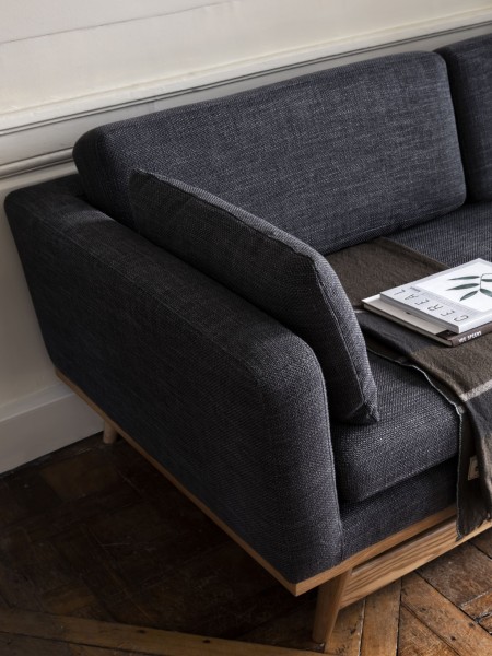 Red edition, Sofa in fabric or velvet, 210