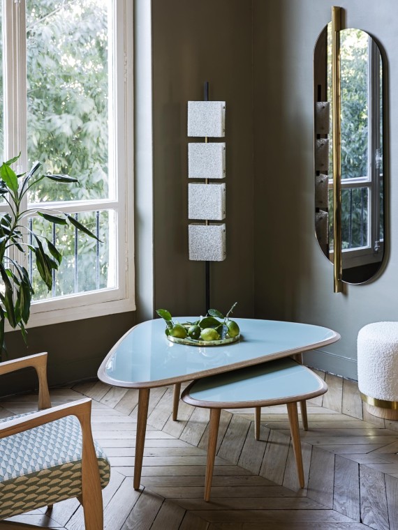 Red Edition, Brass mirror, Totem